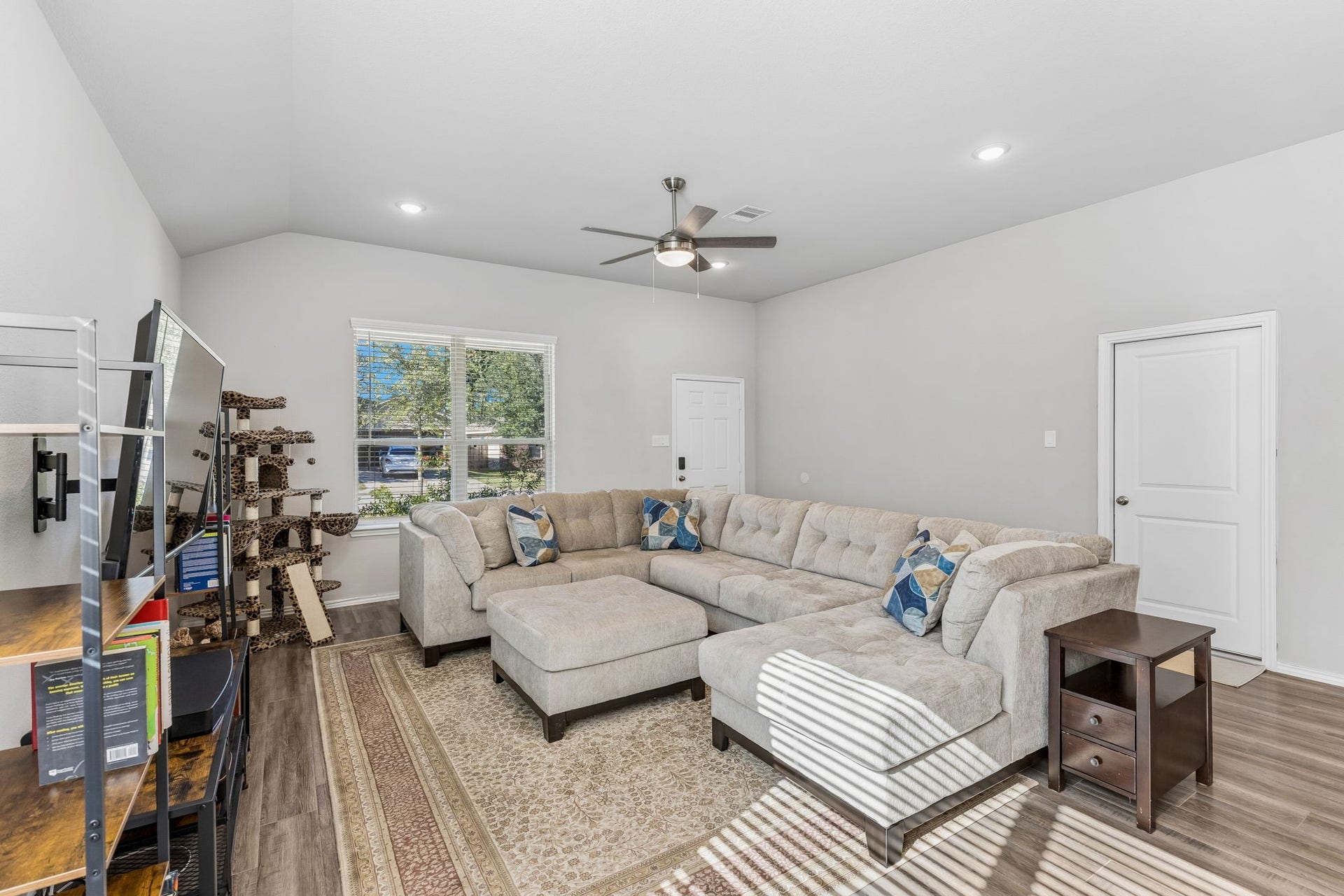 802 Lovebug Lane, Conroe, TX 77301 802 Lovebug Lane, Conroe, TX 77301