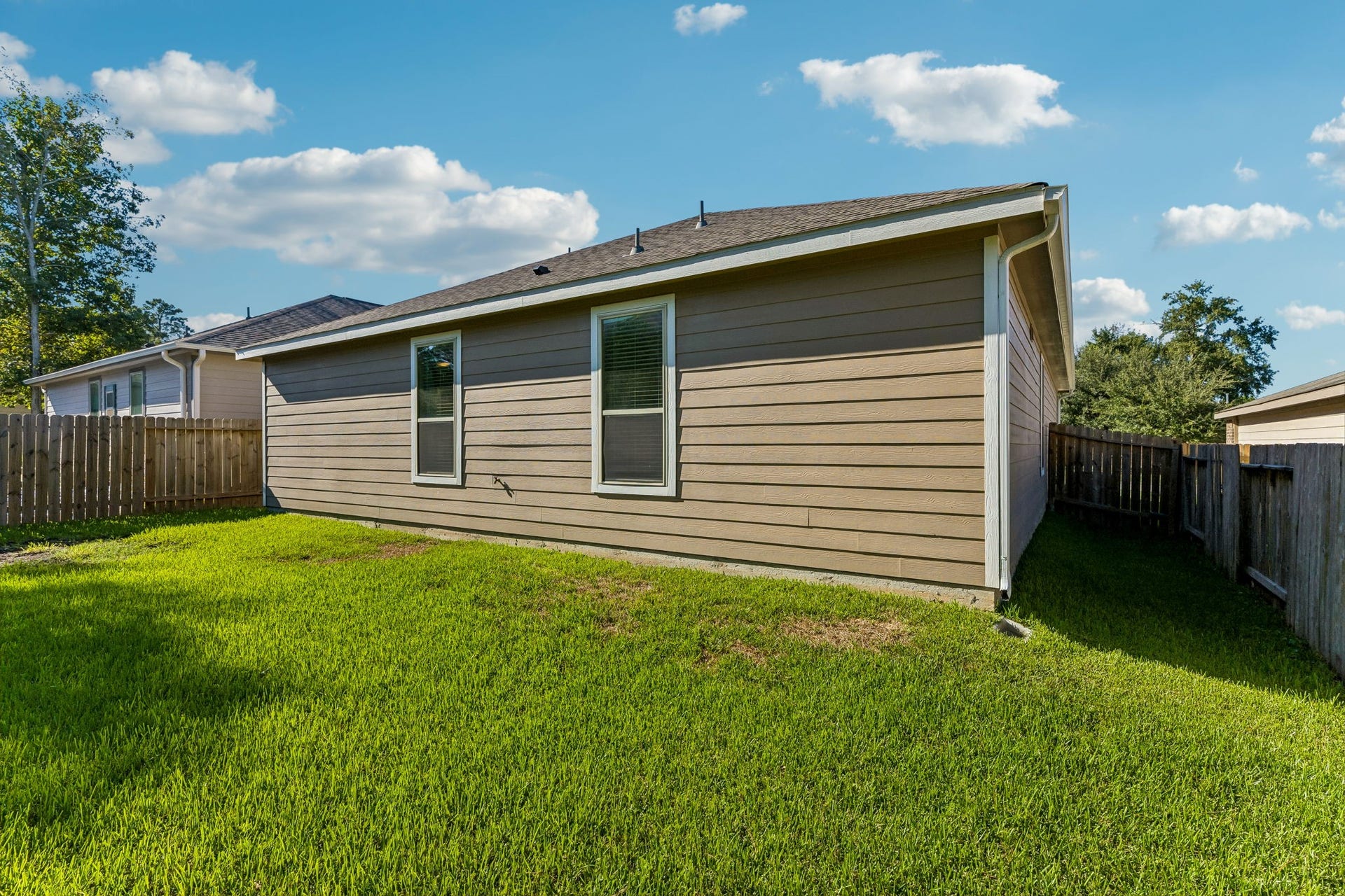 802 Lovebug Lane, Conroe, TX 77301 802 Lovebug Lane, Conroe, TX 77301