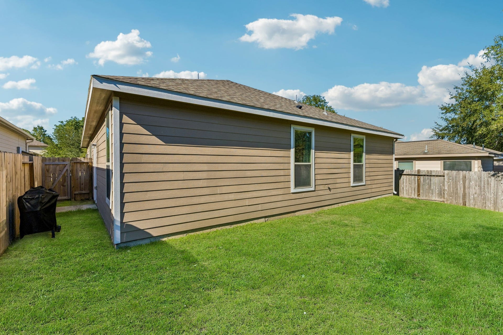 802 Lovebug Lane, Conroe, TX 77301 802 Lovebug Lane, Conroe, TX 77301