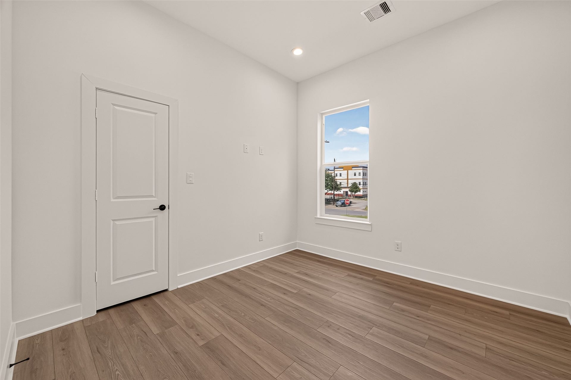 3313 Sampson Street, Houston, TX 77004 3313 Sampson Street, Houston, TX 77004