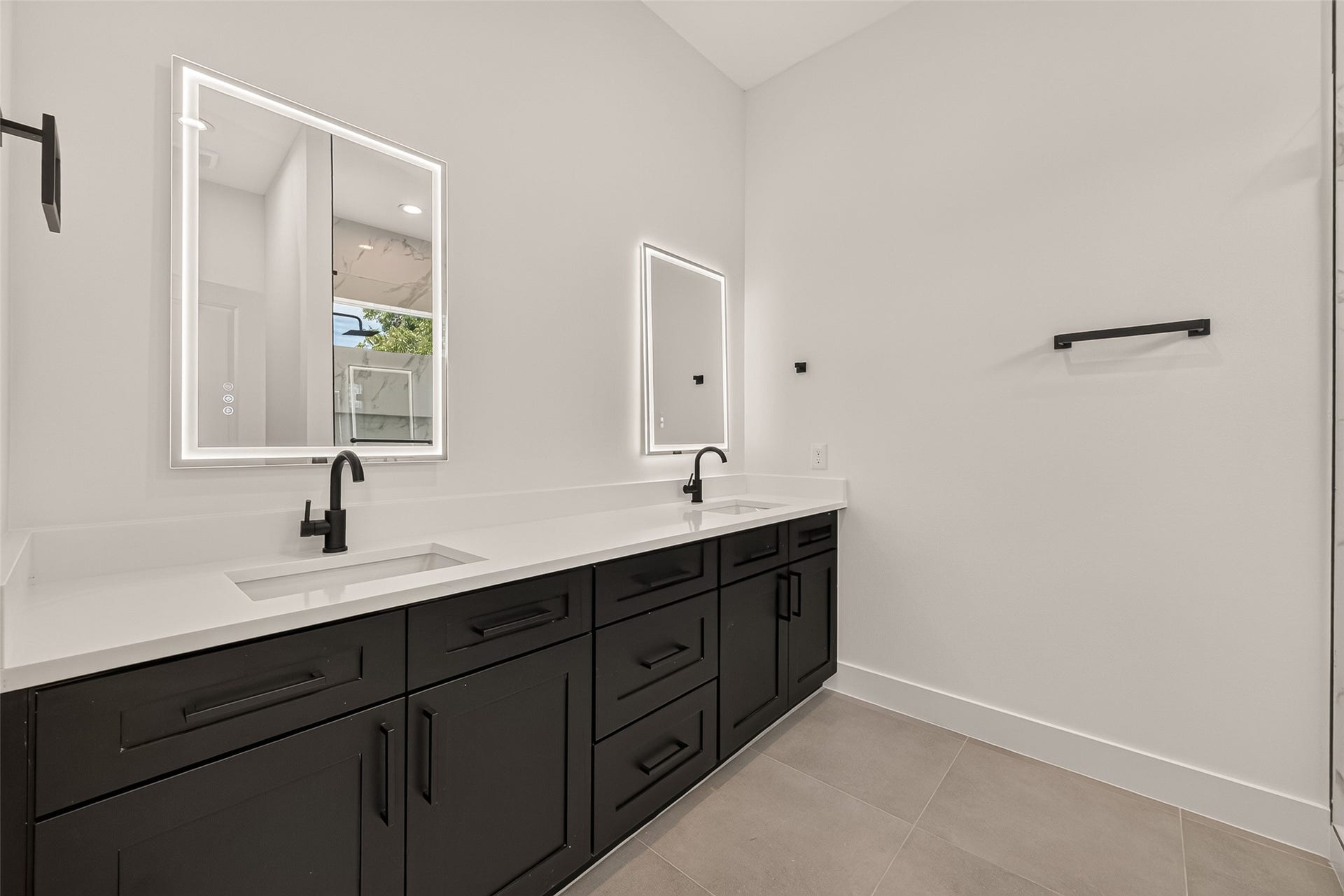 3313 Sampson Street, Houston, TX 77004 3313 Sampson Street, Houston, TX 77004