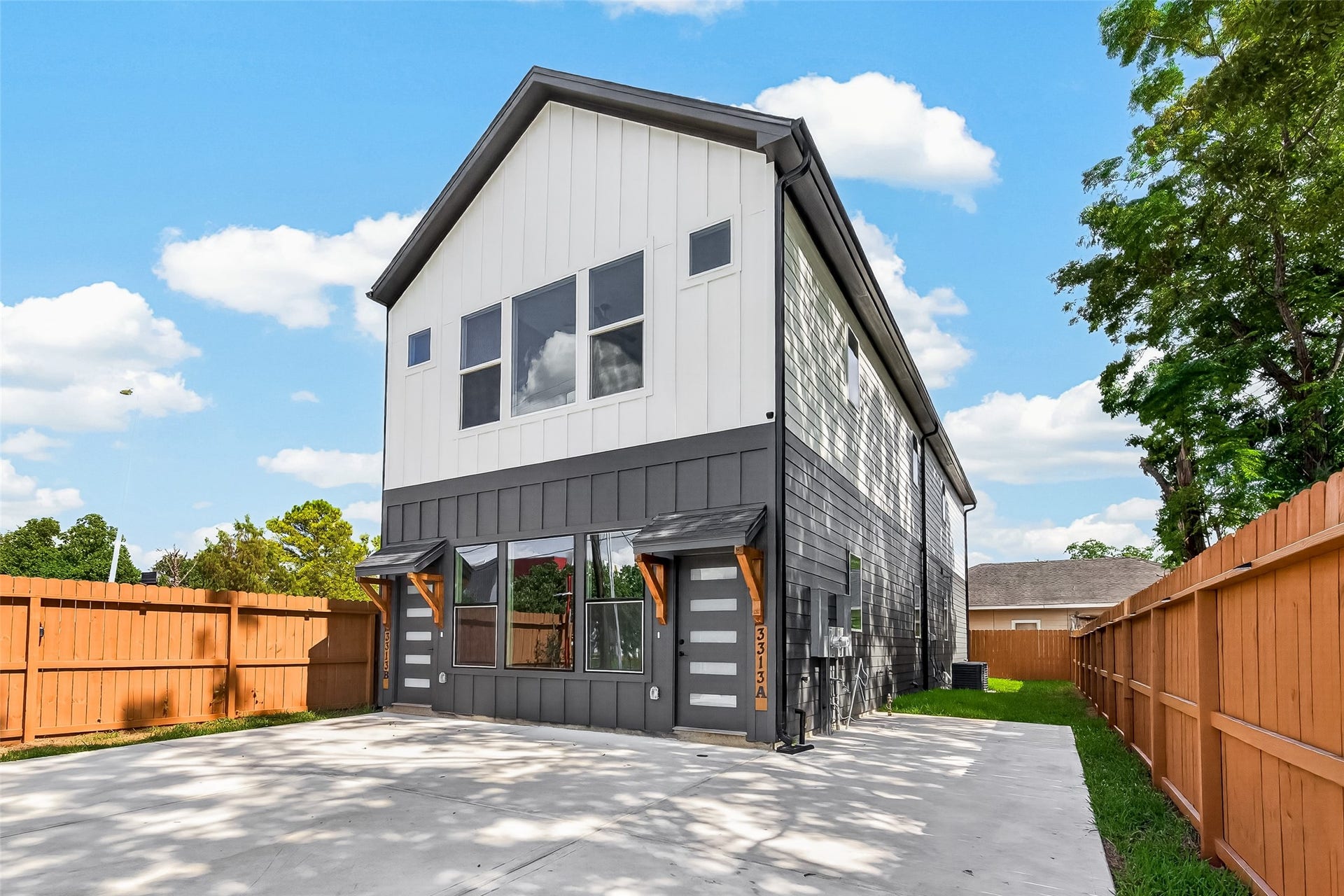 3313 Sampson Street, Houston, TX 77004 3313 Sampson Street, Houston, TX 77004