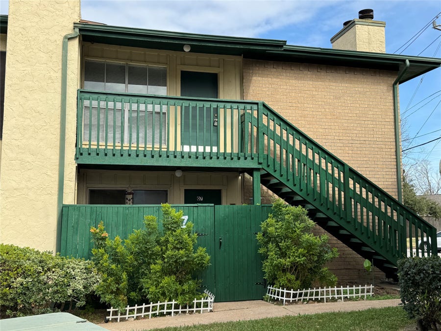 Property photo for 1516 Bay Area Boulevard, #Q-8, Houston, TX