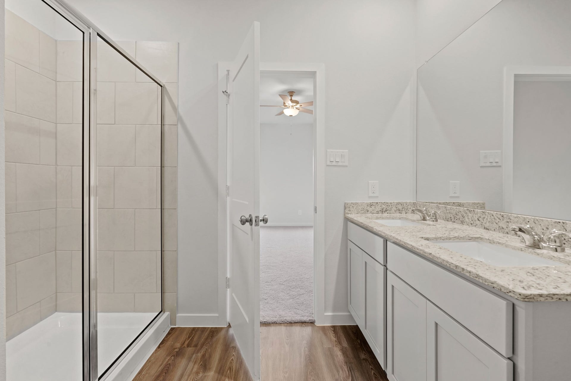 215 Shoreview Drive, Conroe, TX 77303 215 Shoreview Drive, Conroe, TX 77303