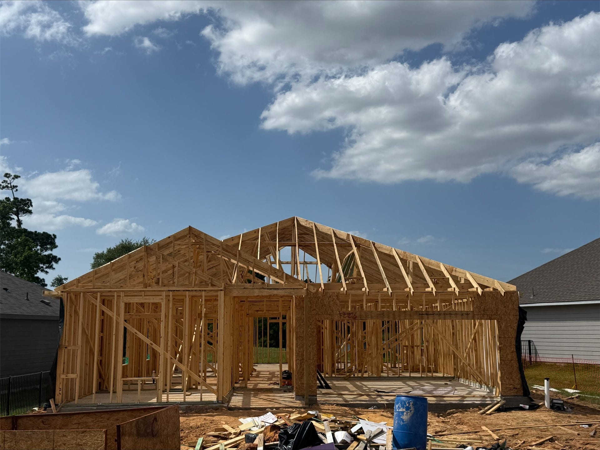 215 Shoreview Drive, Conroe, TX 77303 215 Shoreview Drive, Conroe, TX 77303