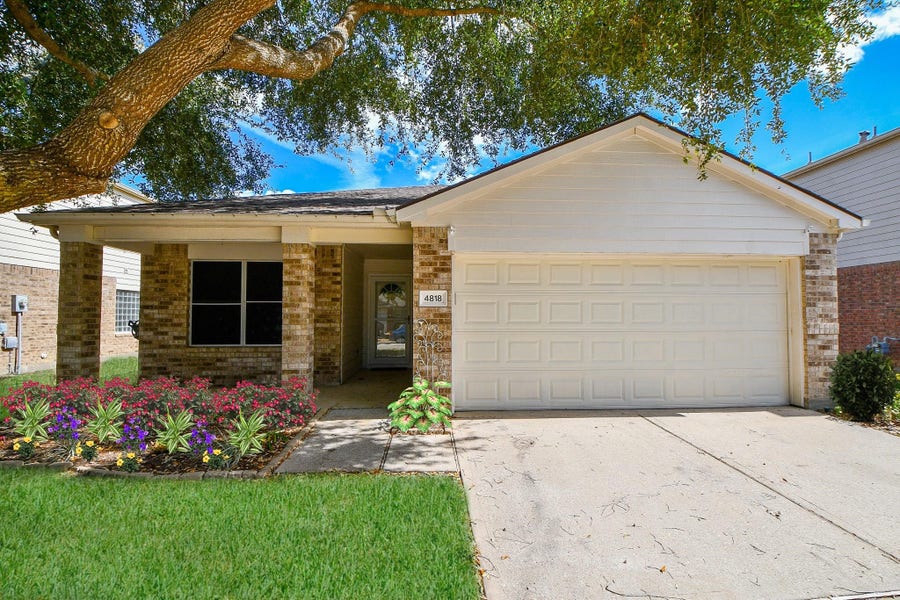 Property photo for 4818 King Hallow Lane, Katy, TX