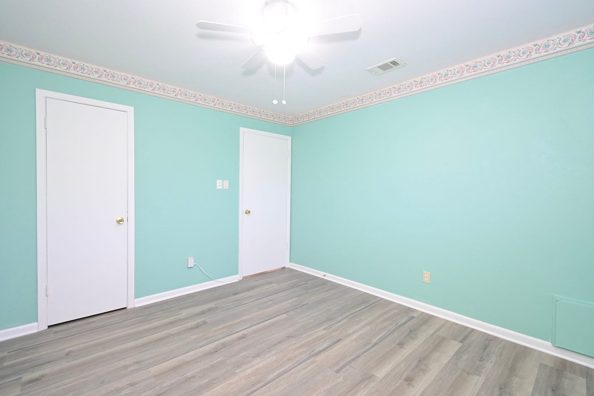 8615 Belle Park Drive, Houston, TX 77099