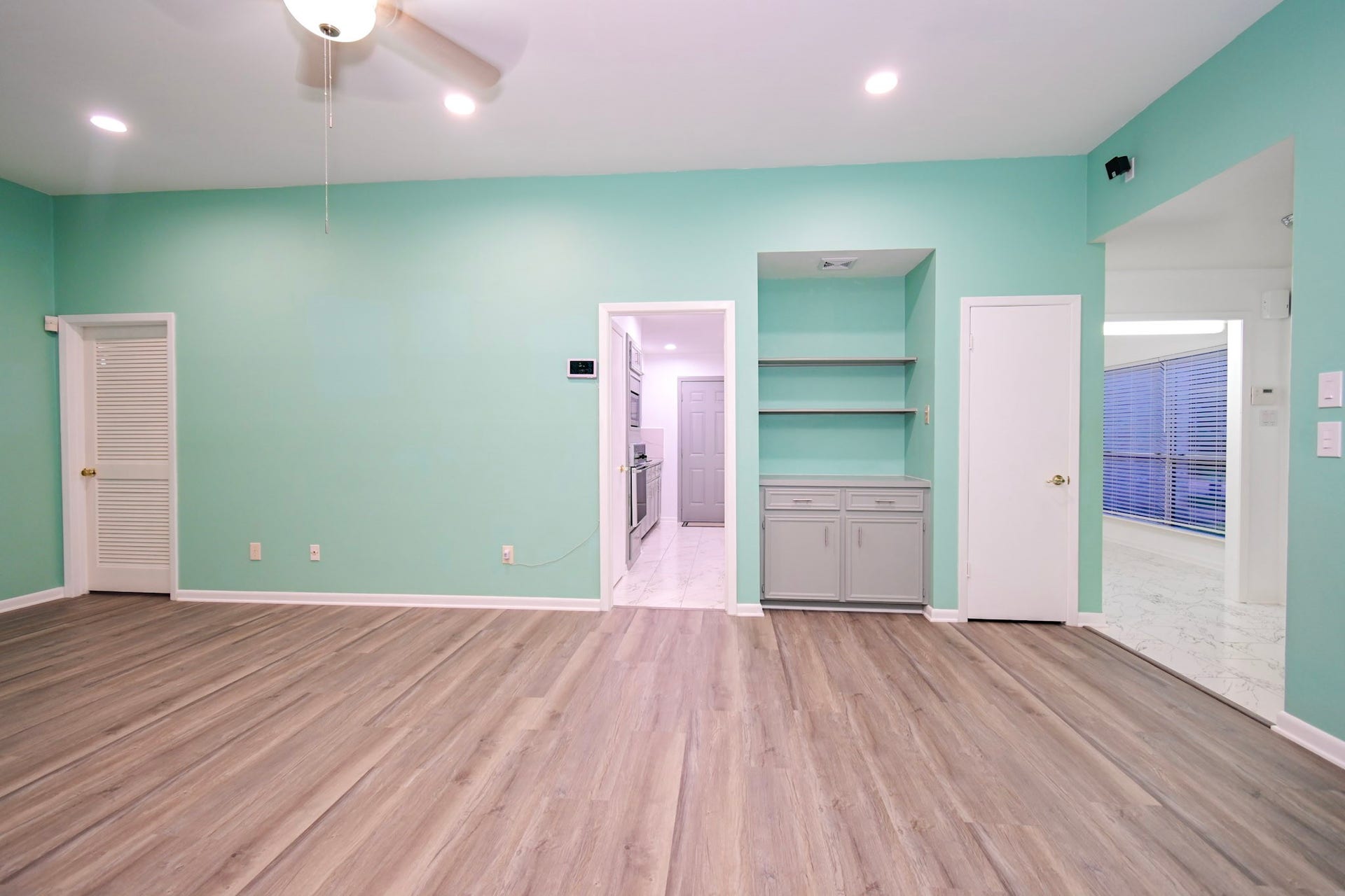 8615 Belle Park Drive, Houston, TX 77099