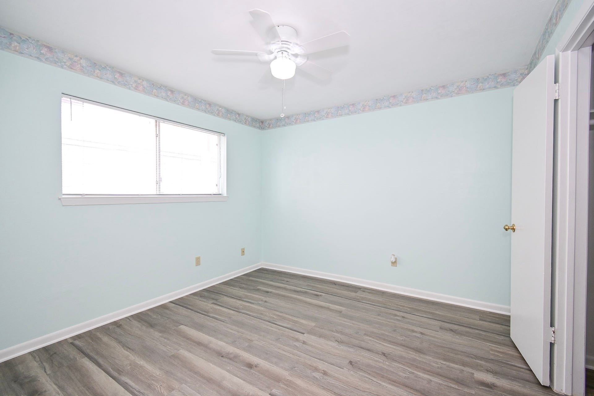 8615 Belle Park Drive, Houston, TX 77099