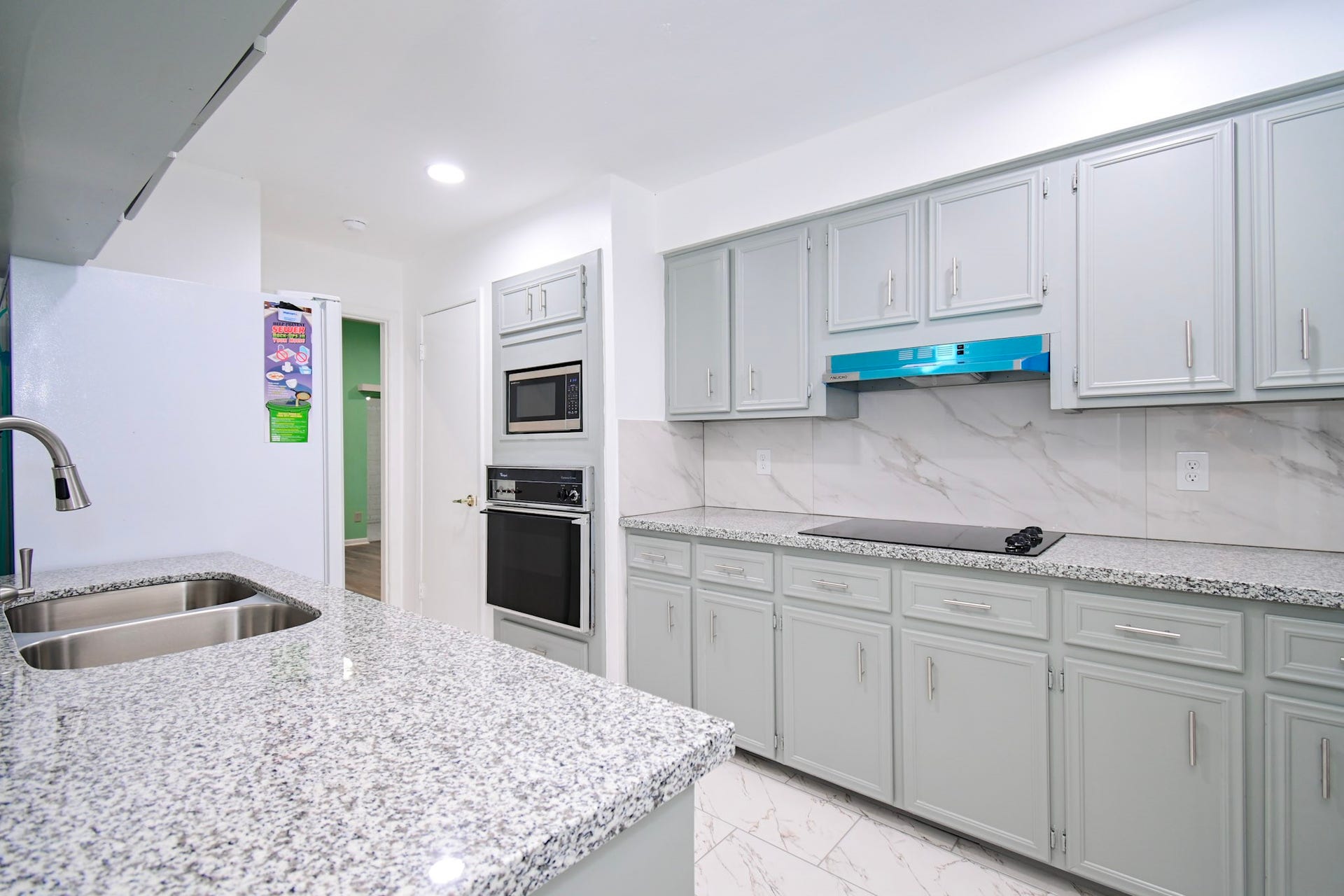 8615 Belle Park Drive, Houston, TX 77099