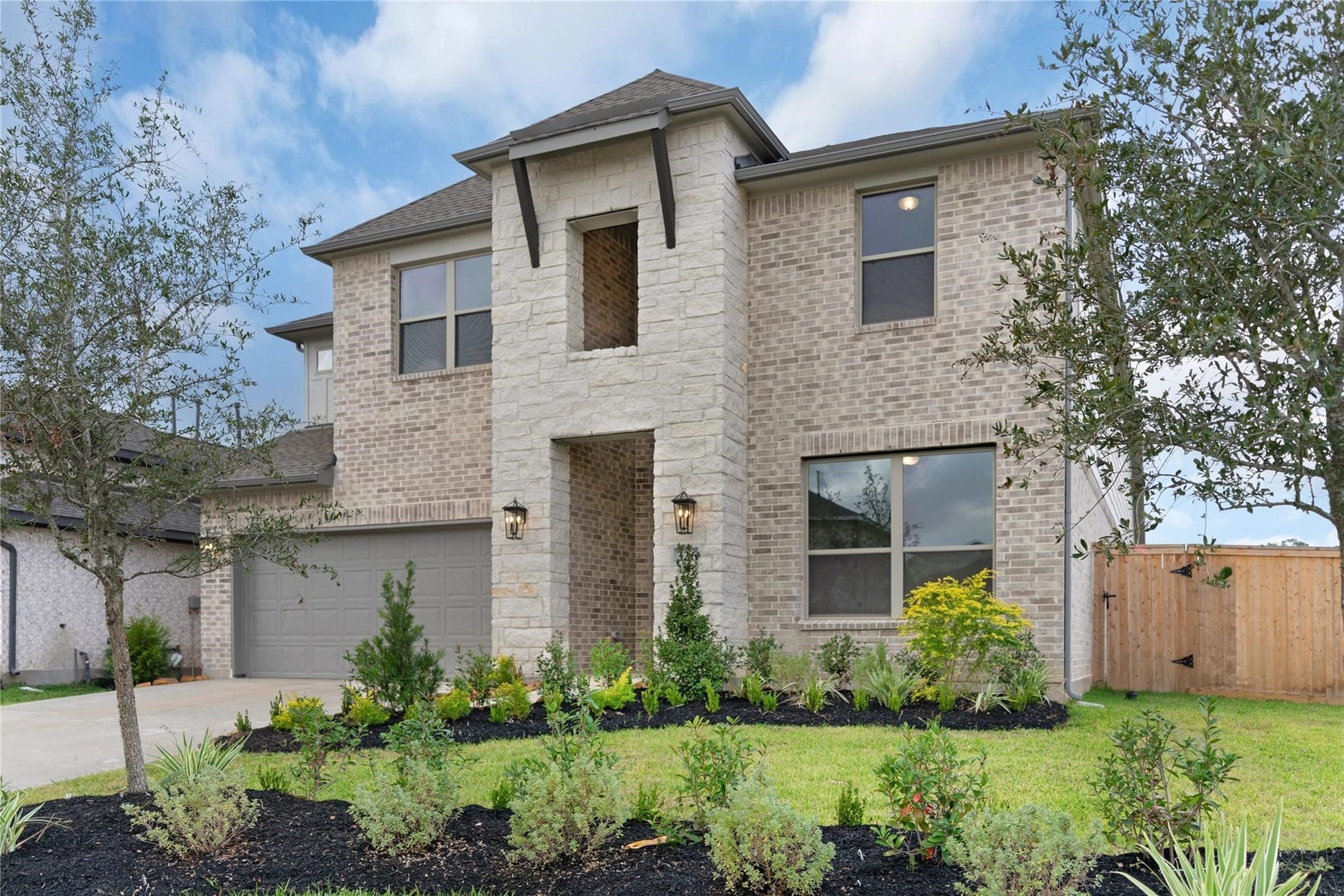 326 Texoma Plains Drive, Conroe, TX 77304 326 Texoma Plains Drive, Conroe, TX 77304