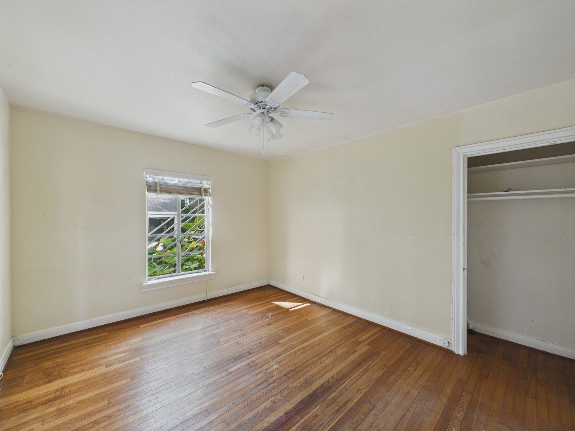 Bedroom with Good Sized Closet