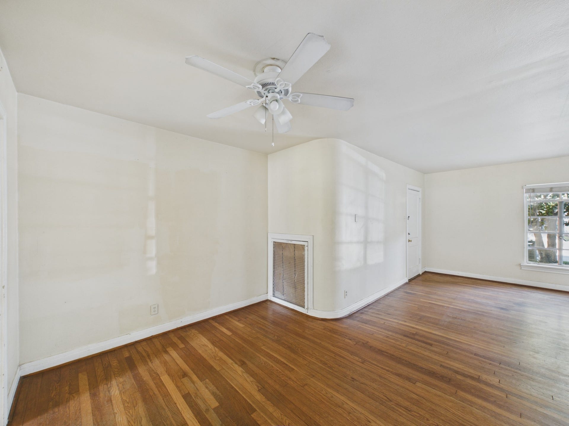 1823 W Main Street, #1, Houston, TX 77098