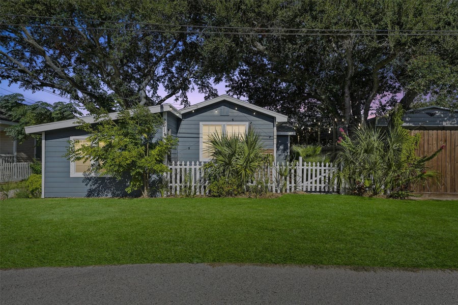 Property photo for 2614 59th Street, Galveston, TX