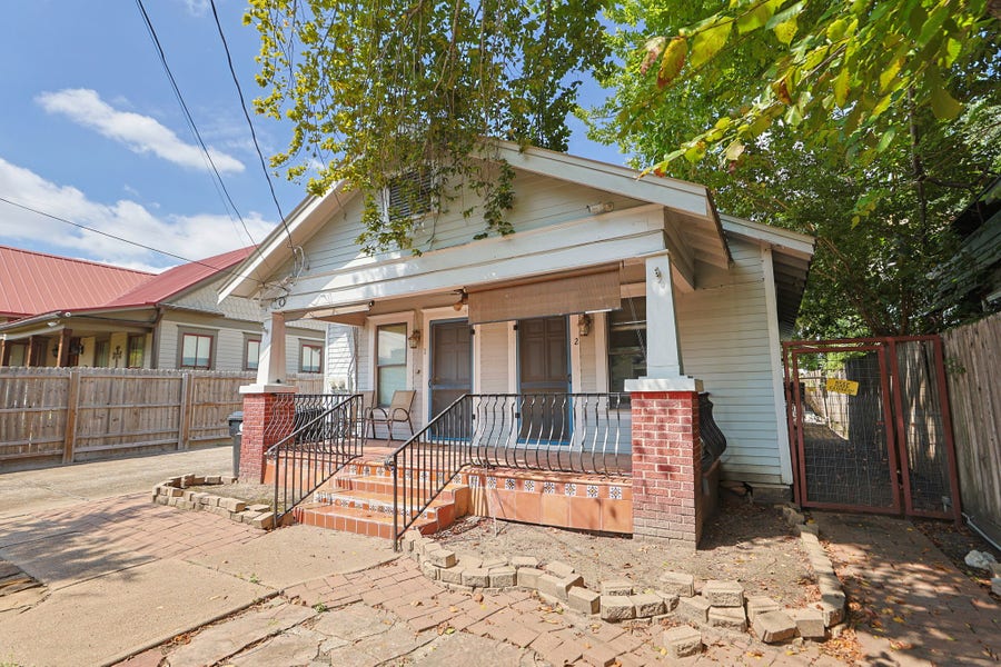 Property photo for 405 James Street, #2, Houston, TX