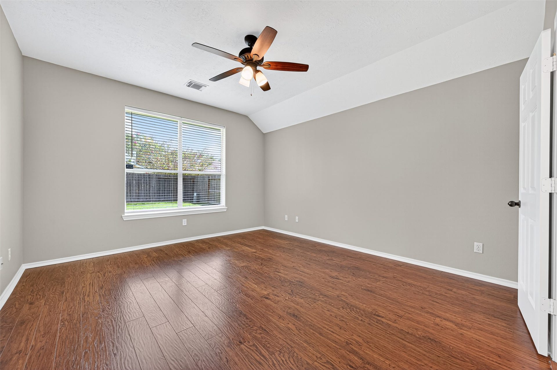 21914 Bronze Leaf Drive, Cypress, TX 77433 Entry to Primary Bedroom