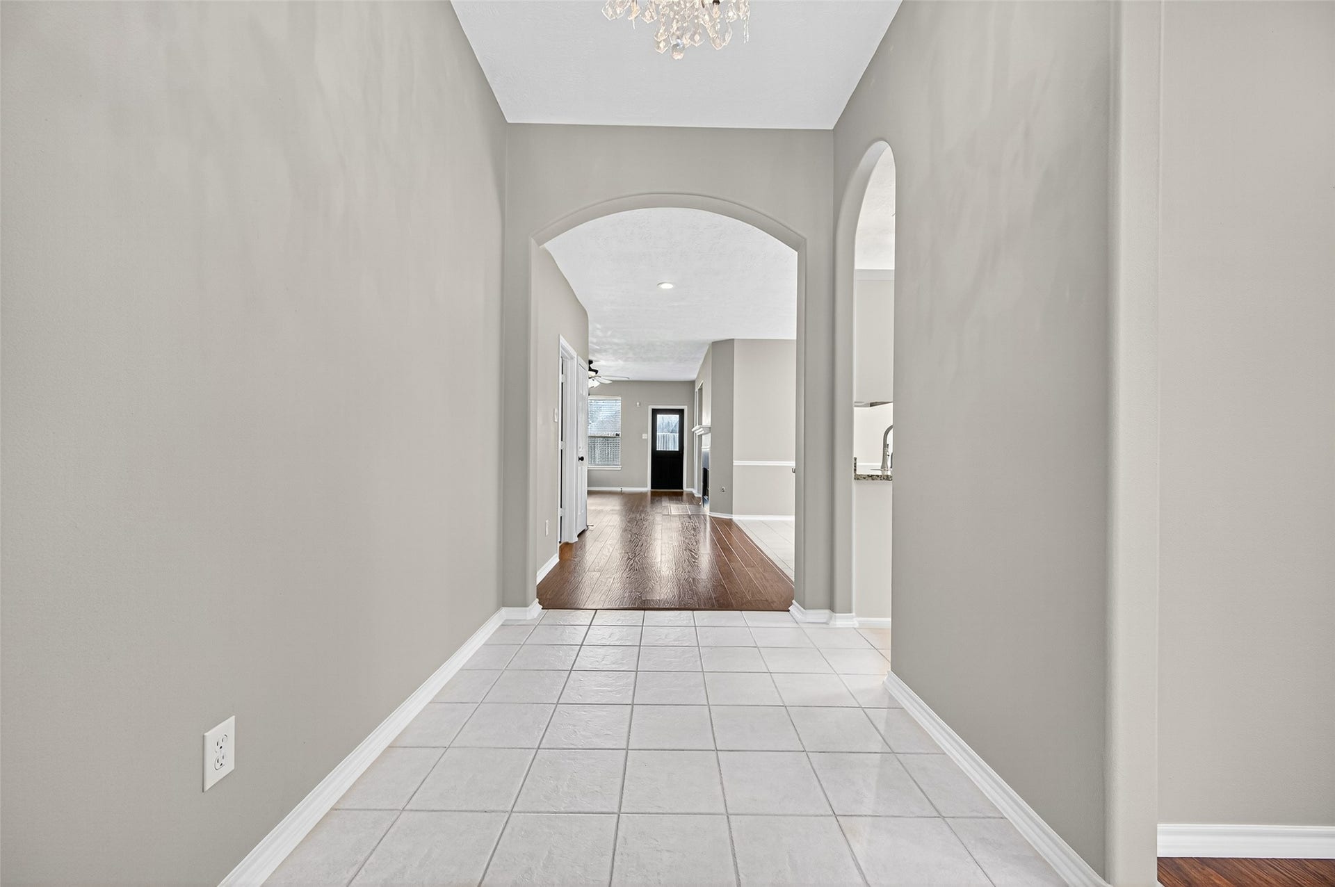 21914 Bronze Leaf Drive, Cypress, TX 77433 Foyer views to back of the house