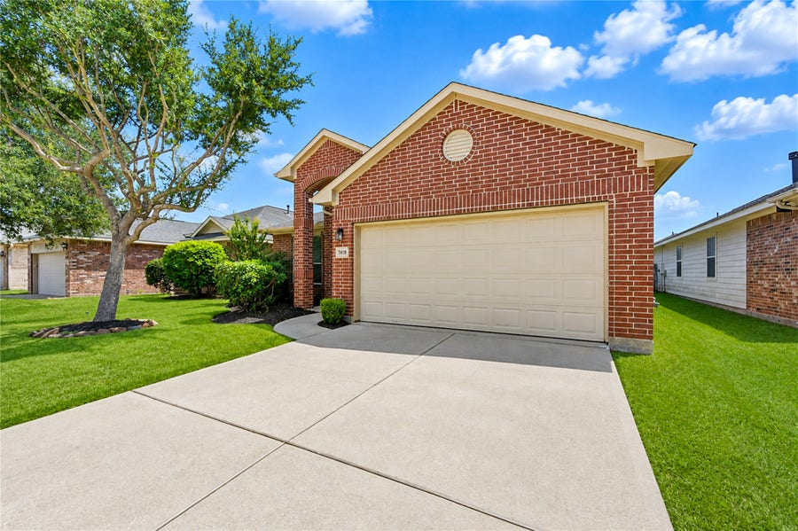 Property photo for 7419 Sabinal Creek Drive, Richmond, TX