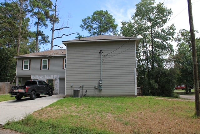 1100 Mann Road, Conroe, TX 77303 1100 Mann Road, Conroe, TX 77303