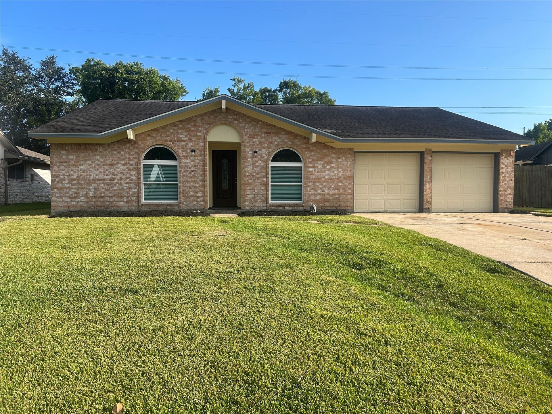 2305 Kingsway Drive, League City, TX 77573 2305 Kingsway Drive, League City, TX 77573