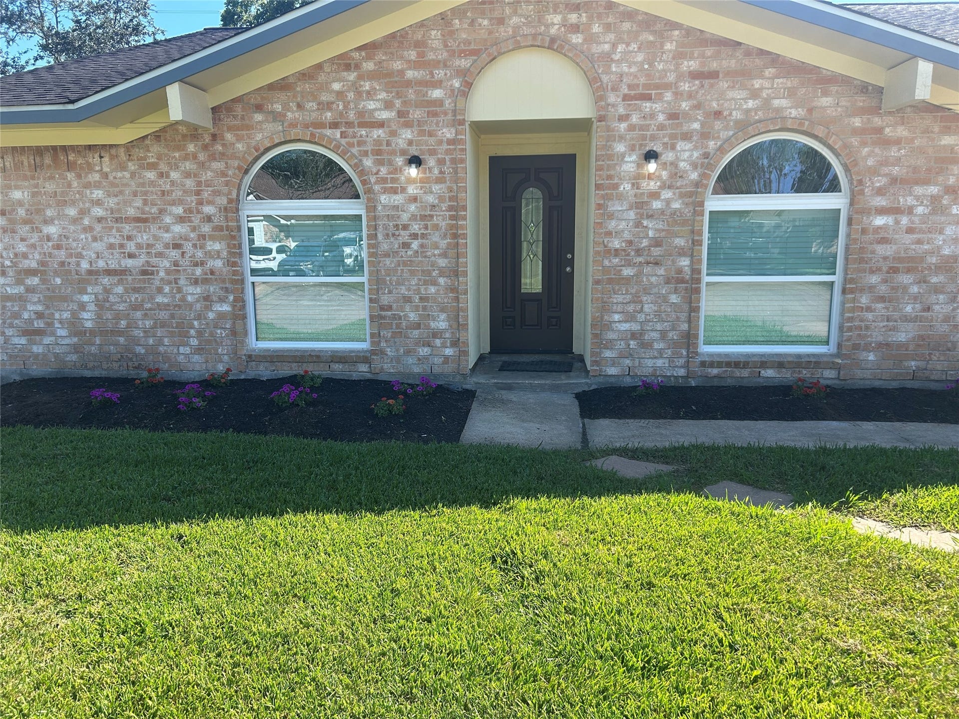 2305 Kingsway Drive, League City, TX 77573 2305 Kingsway Drive, League City, TX 77573