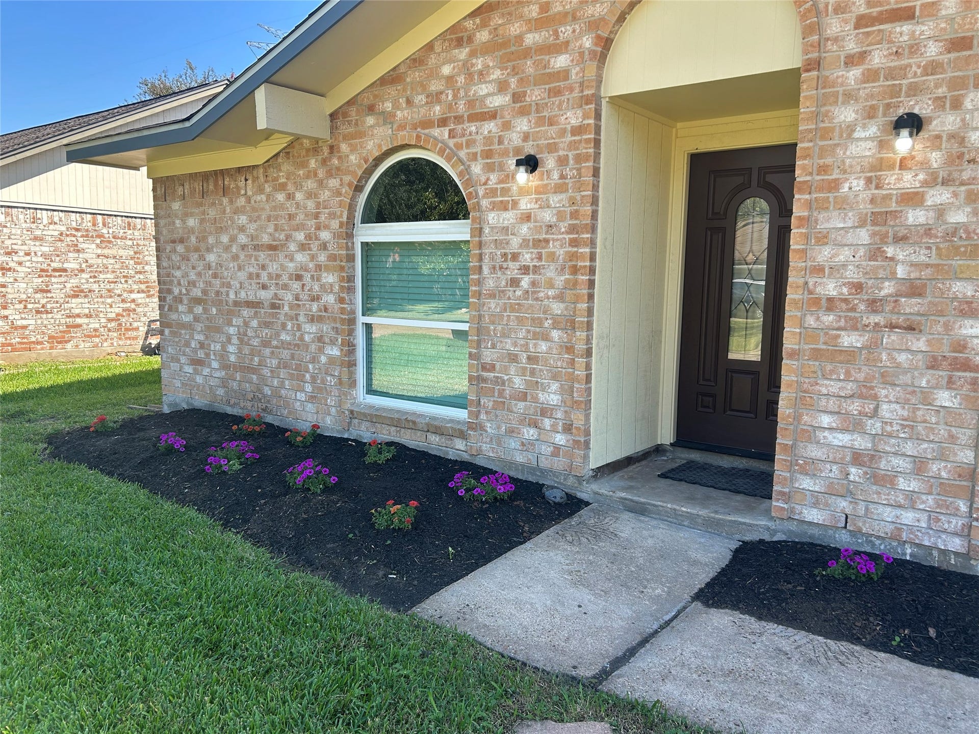 2305 Kingsway Drive, League City, TX 77573 2305 Kingsway Drive, League City, TX 77573
