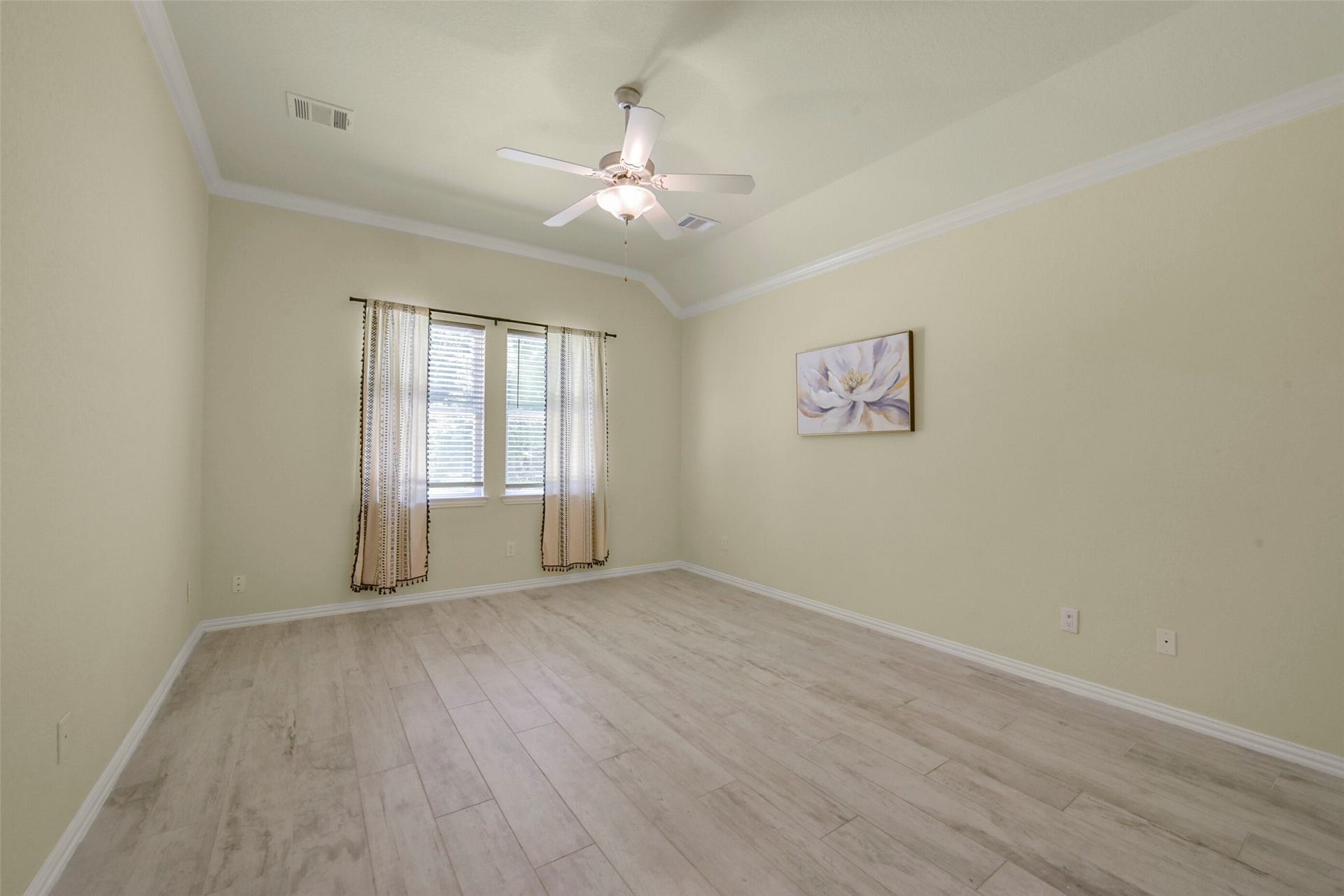 82 Road 6607, Dayton, TX 77535 Primary bedroom with a view! 82 Road 6607, Dayton TX 77535