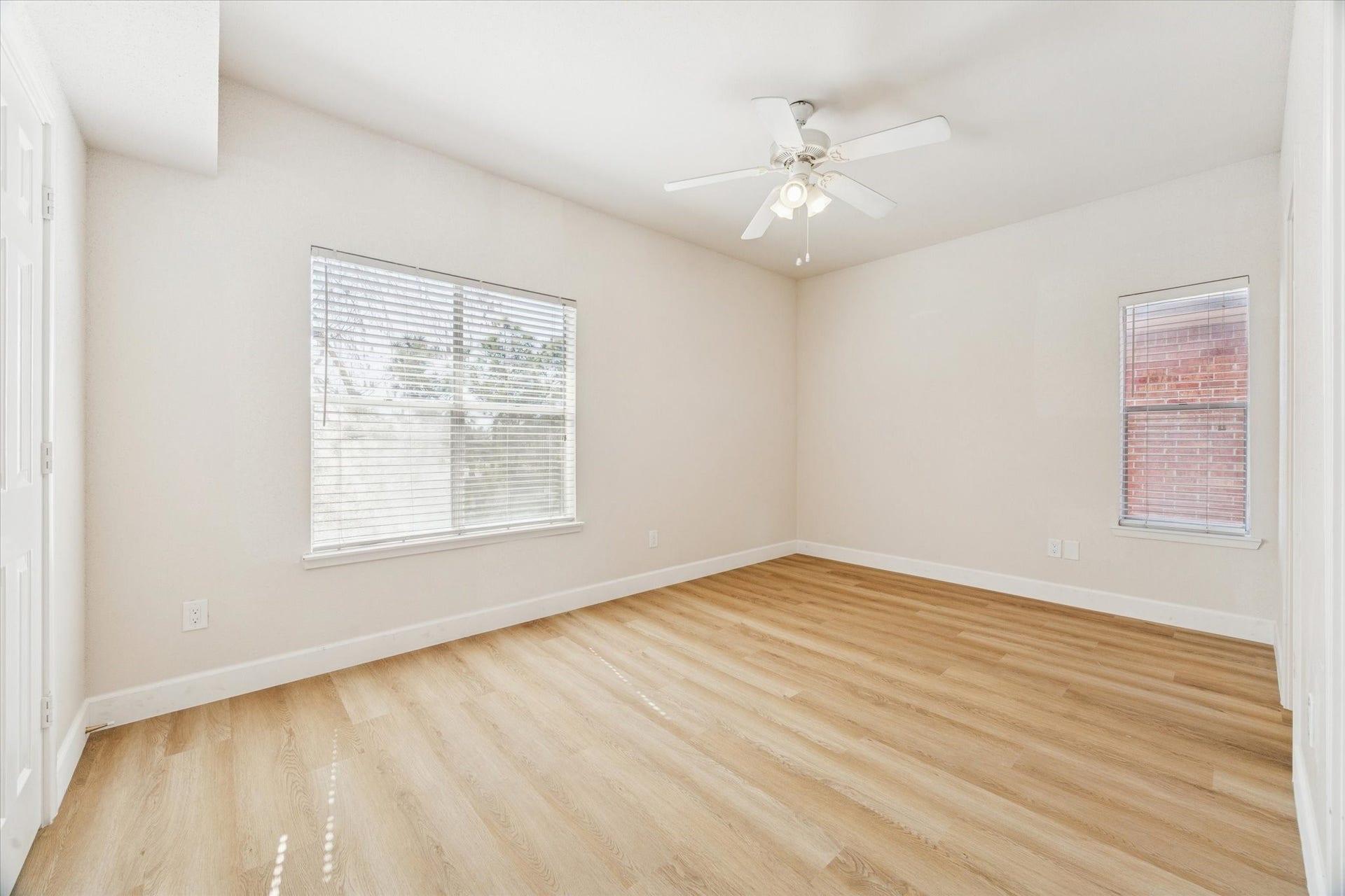 4041 Law Street, #512, Houston, TX 77005 Bedroom 1.