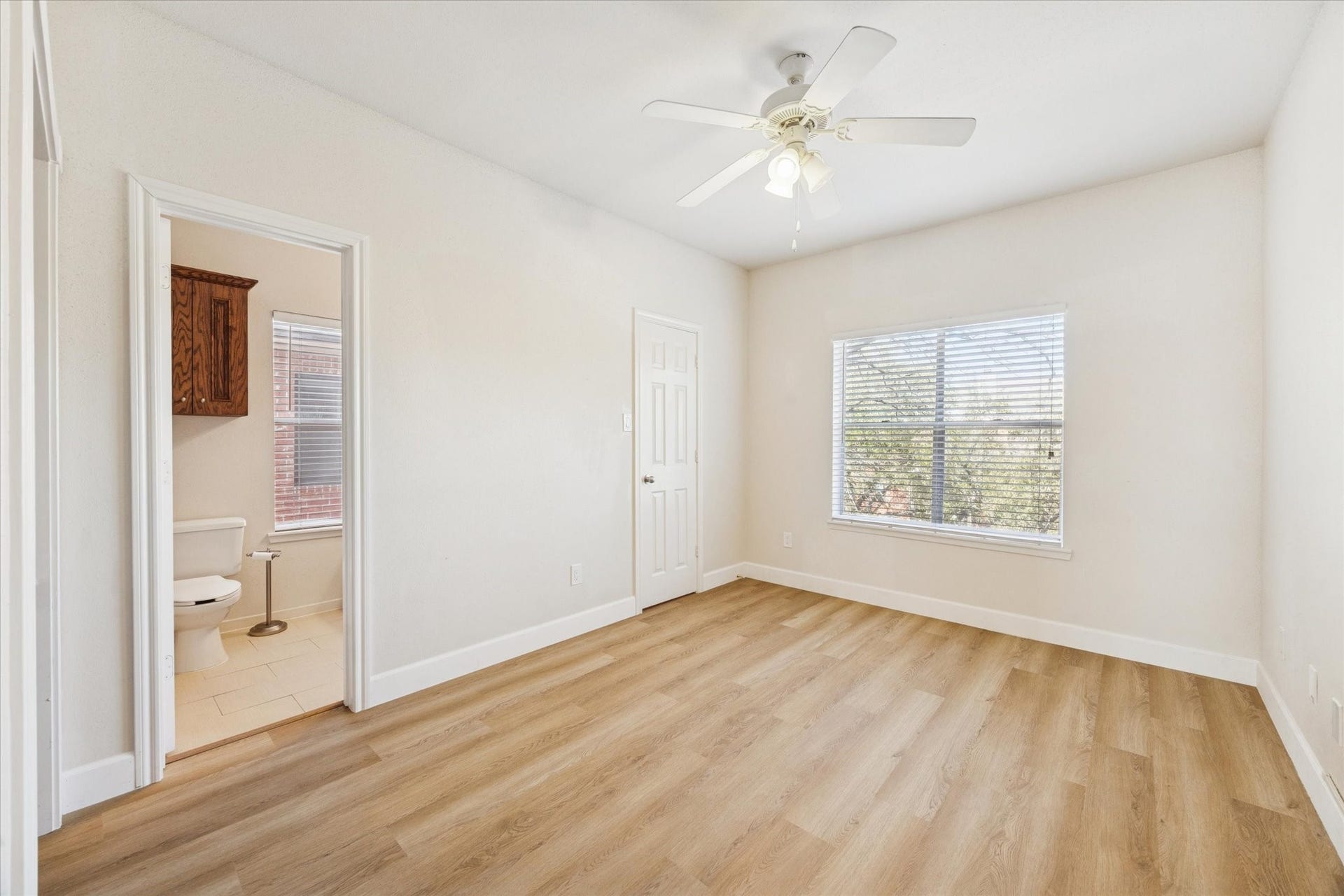 4041 Law Street, #512, Houston, TX 77005 Bedroom 2.