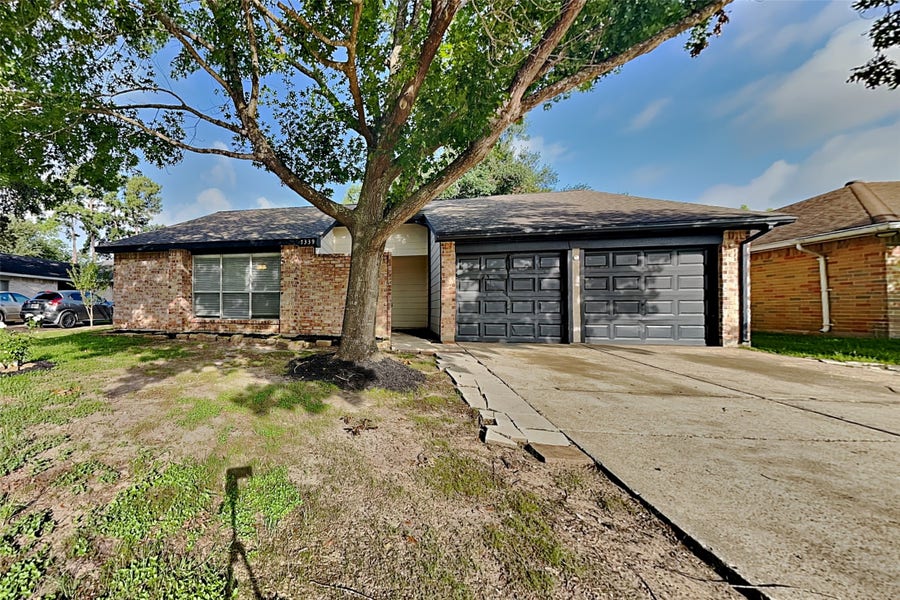 Property photo for 7339 Boysenberry Lane, Houston, TX