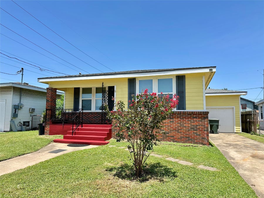 Property photo for 5222 Avenue O, Galveston, TX