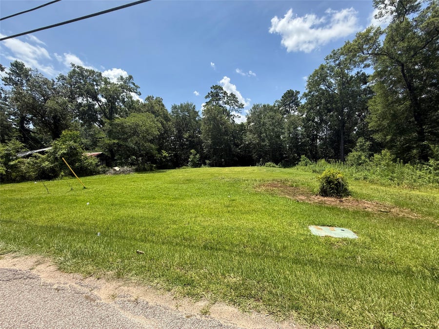 Property photo for Lot 15, 16 Frontier Rd, Willis, TX