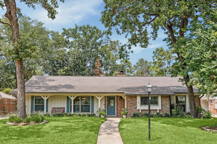 Property photo for 10010 Valley Forge Drive, Houston, TX