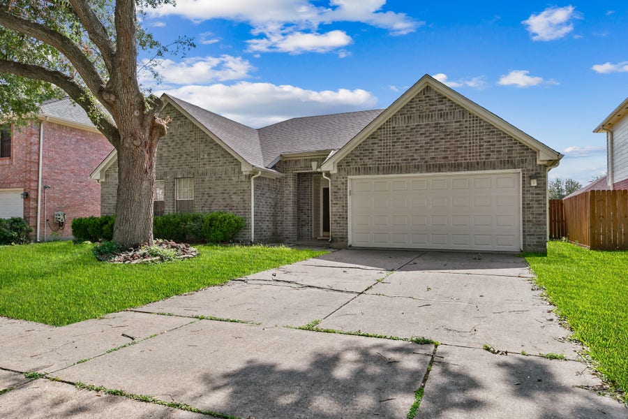 Property photo for 4410 Monaco Lane, Pasadena, TX