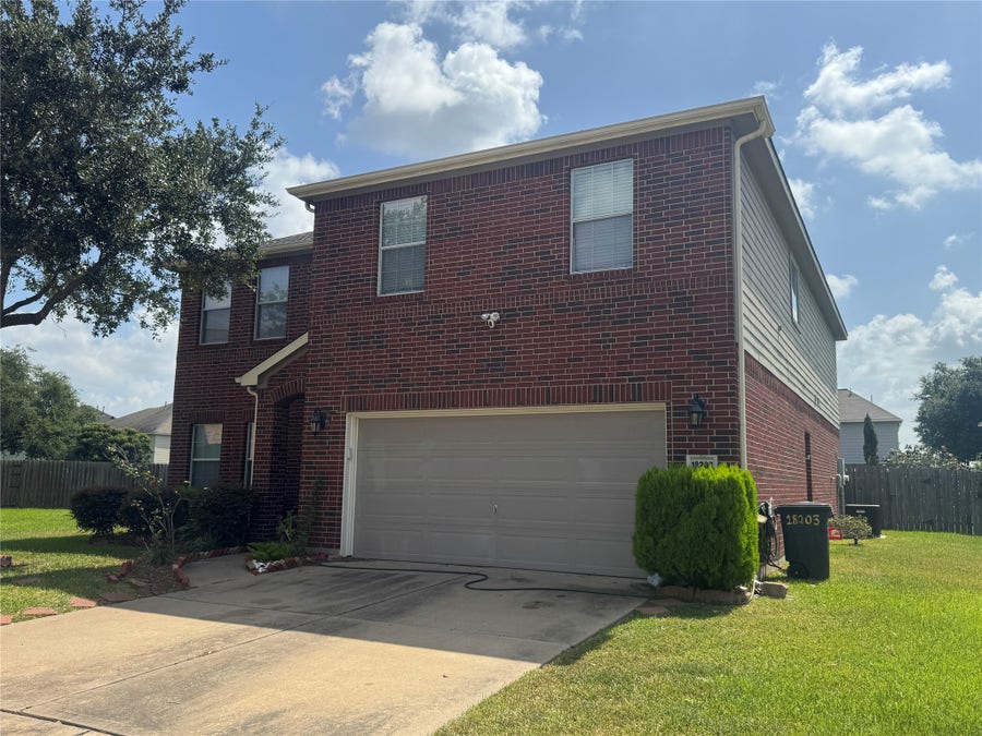 Property photo for 18203 Fairhope Oak Court, Houston, TX