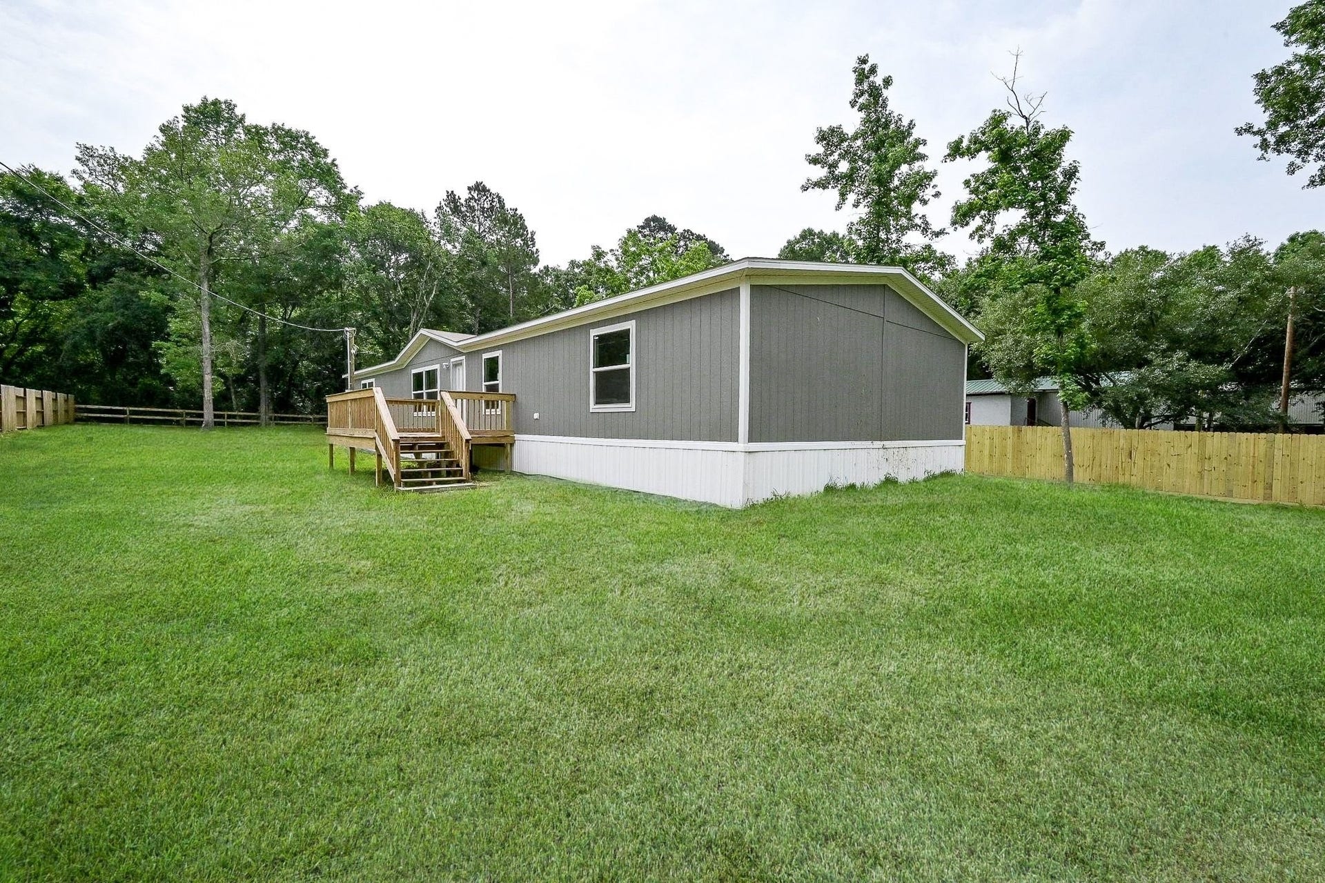 14342 forest Circle, Montgomery, TX 77356 14342 forest Circle, Montgomery, TX 77356