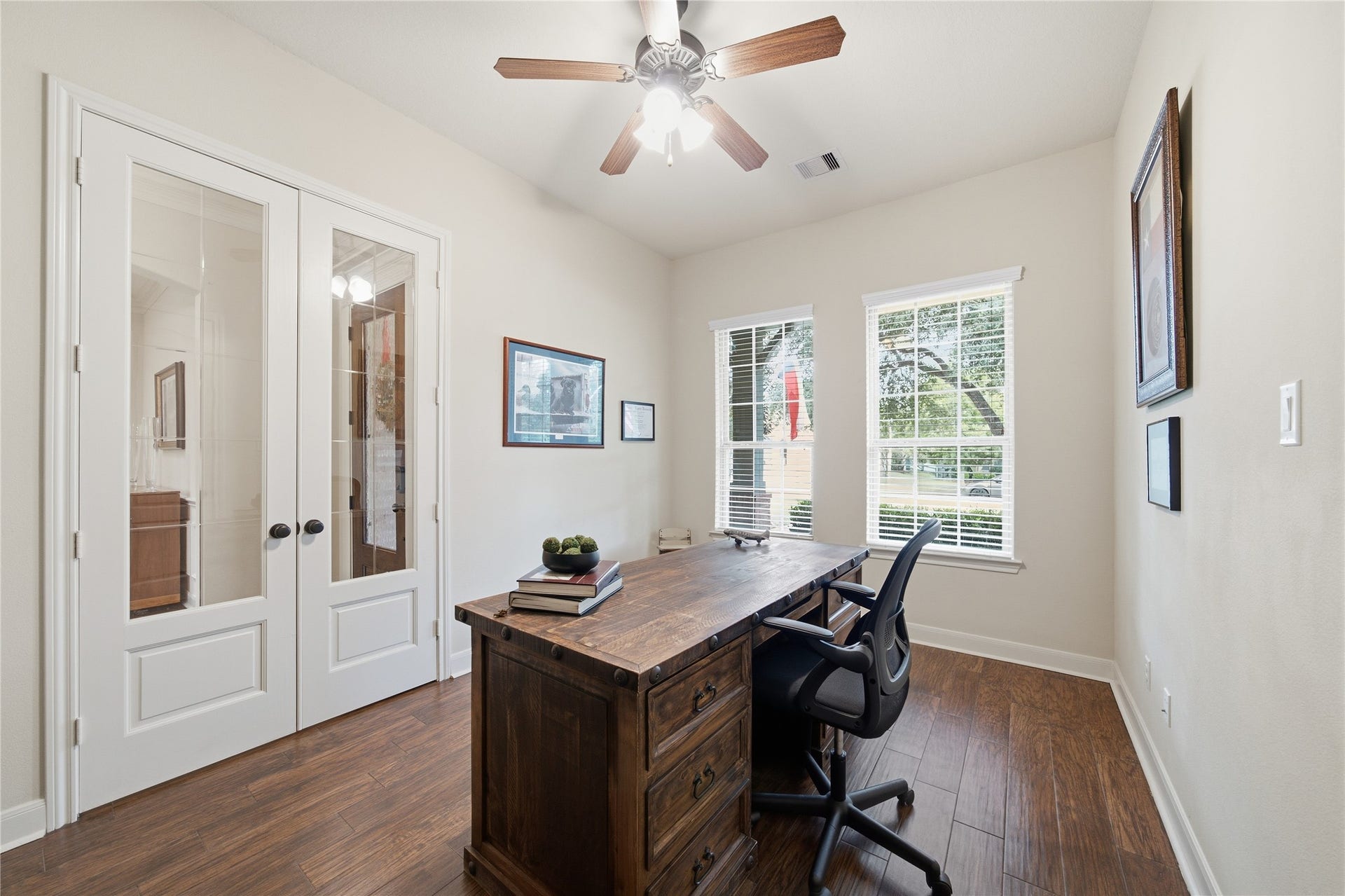 30511 Sethora Hill Way, Fulshear, TX 77441 Behind double doors, this dedicated study offers a quiet place to focus, read, or work from home. A convenient closet adds storage and flexibility, with potential to use the space as an additional bedroom.