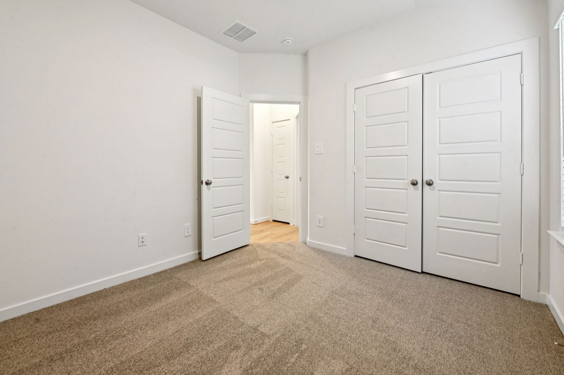 14239 Granger Pointe Lane, Conroe, TX 77302 Photo is for illustrative purposes only and may not reflect the exact listing.