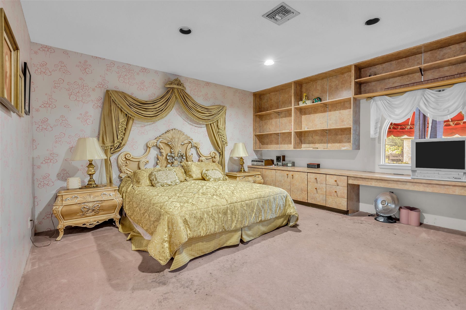 6 Farnham Park Drive, Houston, TX 77024 6 Farnham Park Drive, Houston, TX 77024