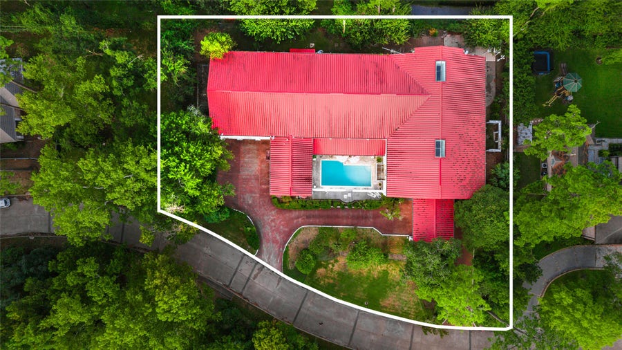 Property photo for 6 Farnham Park Drive, Houston, TX