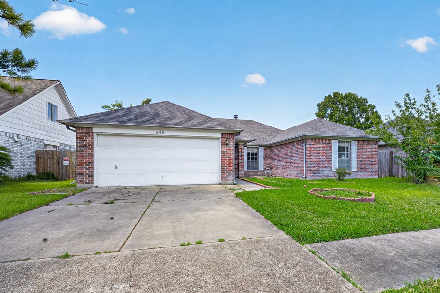 Property photo for 6510 Grand Haven Drive, Houston, TX