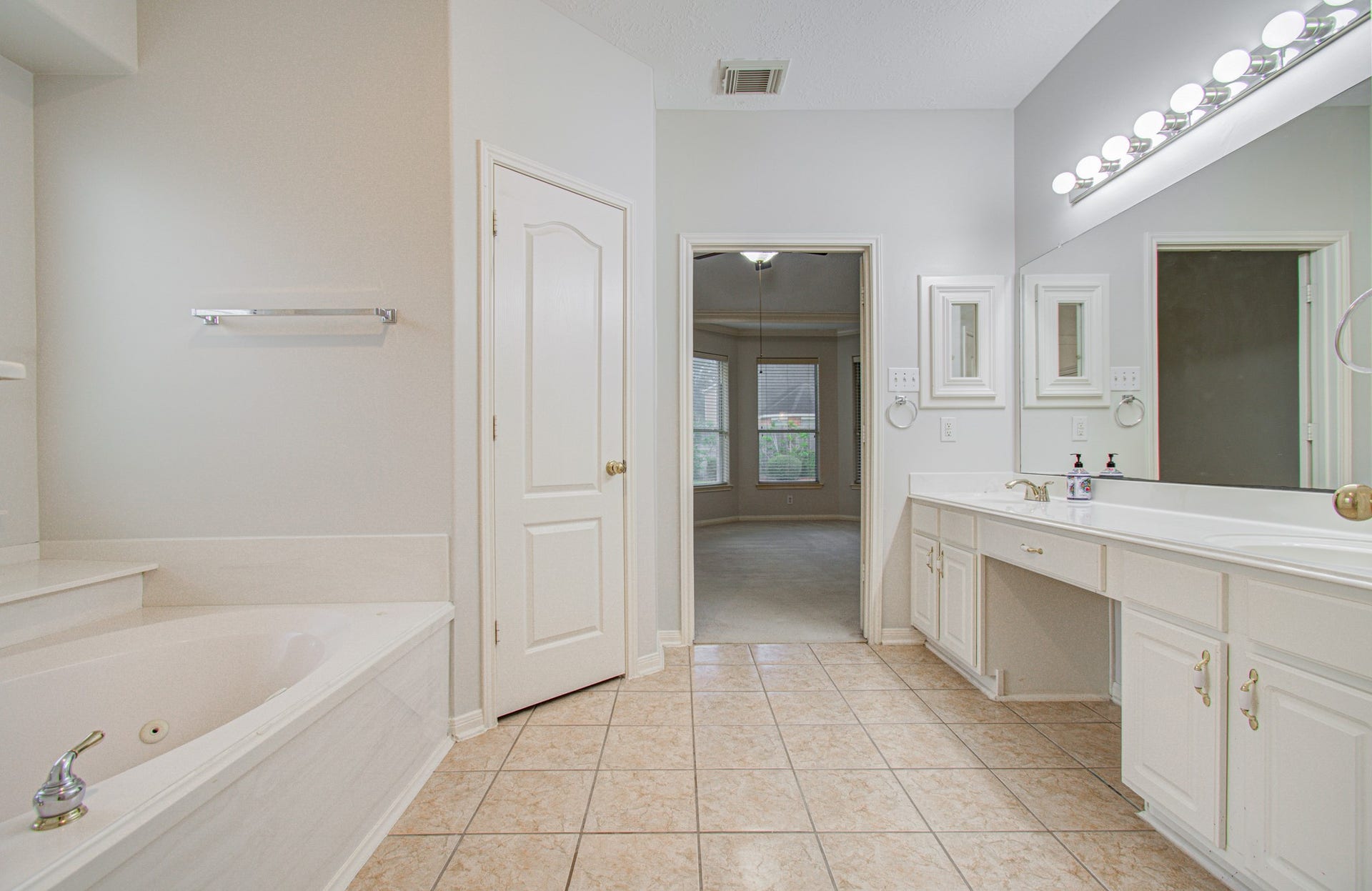 11003 Hundred Bridge Lane, Sugar Land, TX 77498