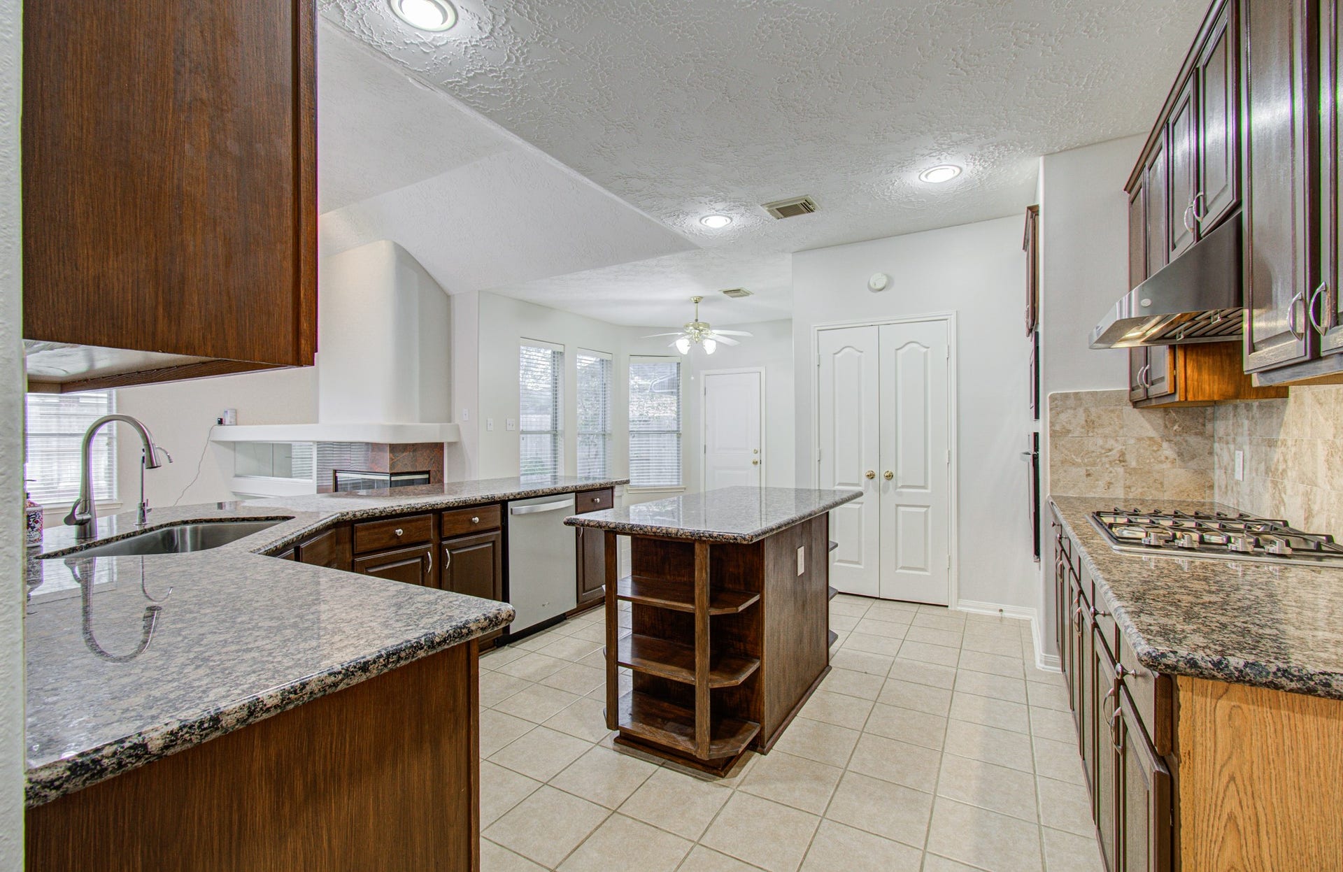11003 Hundred Bridge Lane, Sugar Land, TX 77498