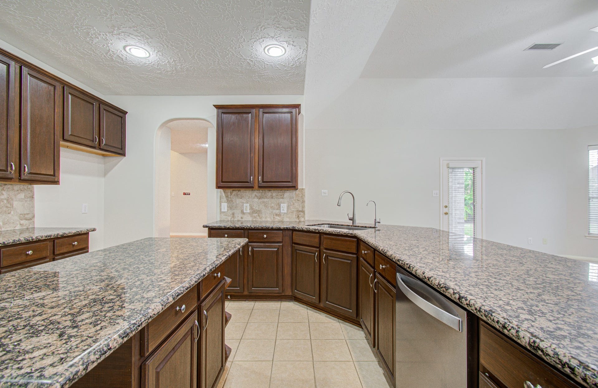 11003 Hundred Bridge Lane, Sugar Land, TX 77498
