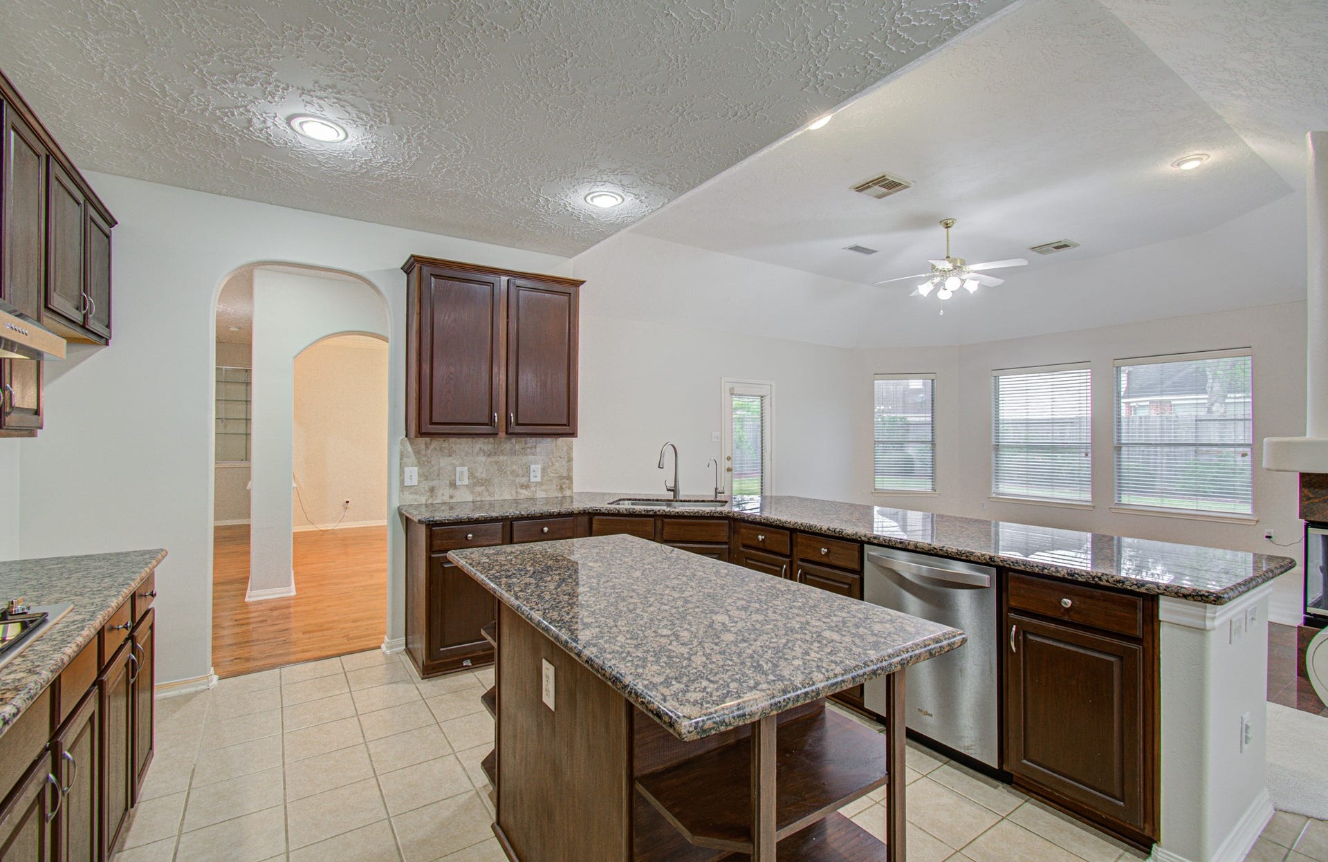 11003 Hundred Bridge Lane, Sugar Land, TX 77498