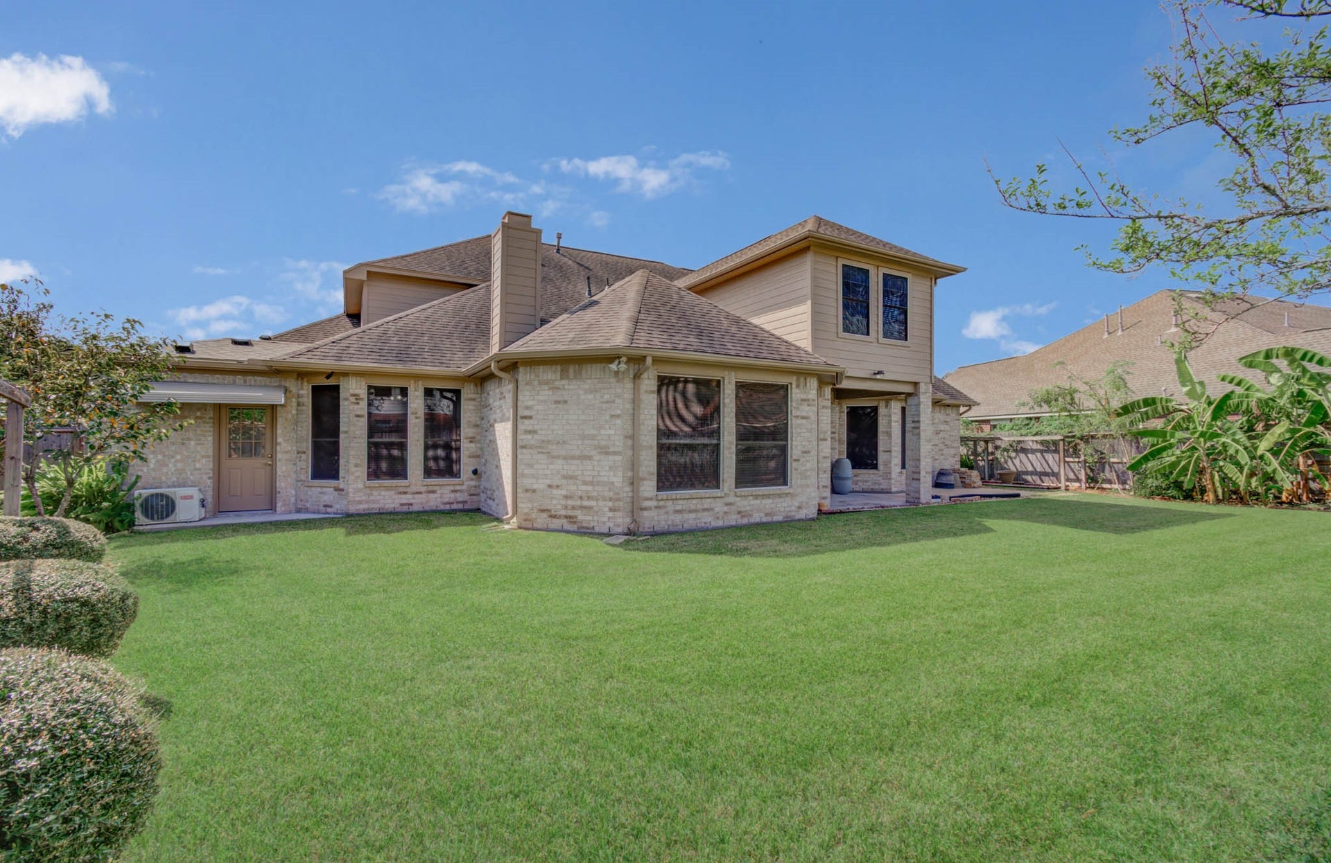 11003 Hundred Bridge Lane, Sugar Land, TX 77498