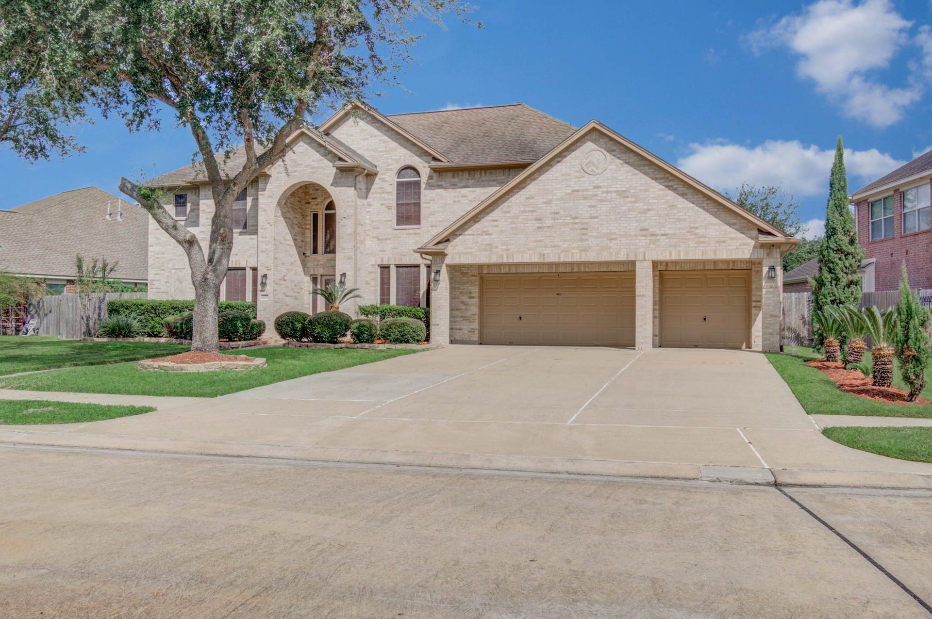 11003 Hundred Bridge Lane, Sugar Land, TX 77498