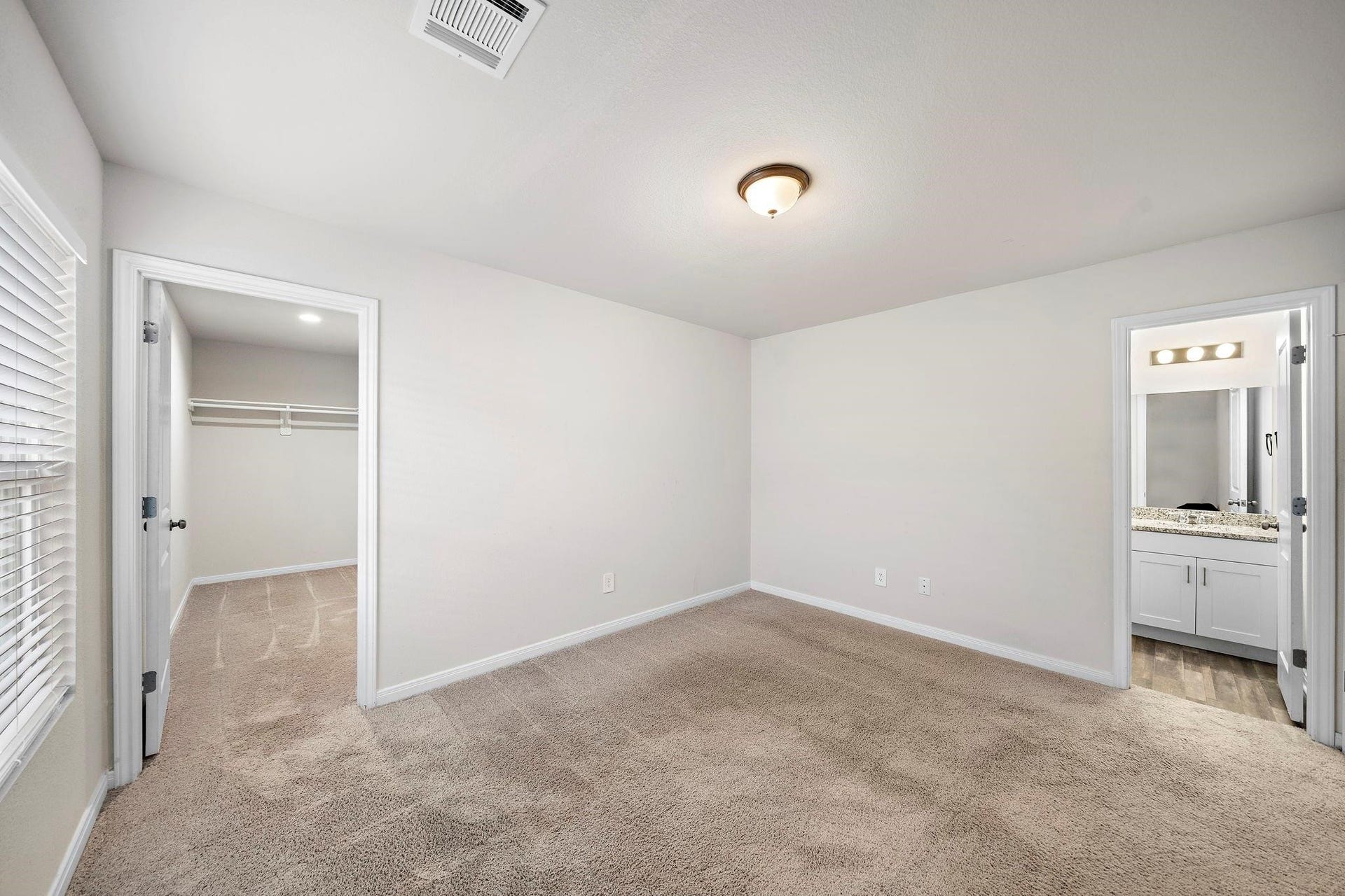 15584 Briar Forest Dr, Conroe, TX 77306