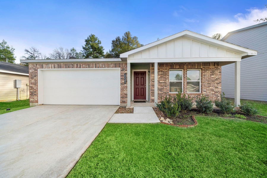 Property photo for 15584 Briar Forest Dr, Conroe, TX