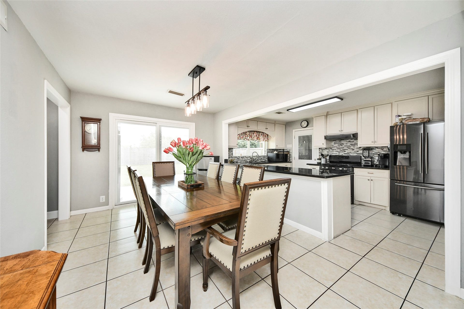 5758 Meadow Creek Lane, Houston, TX 77017 5758 Meadow Creek Lane, Houston, TX 77017